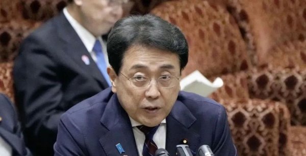 华锋优配网 日元惊魂：通胀狂飙+国债暴跌，日本对美低头求关税减免